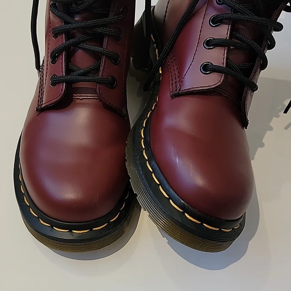 Dr. Martens 1460 Lace up Boots Burgundy Sz: 6 US - Picture 5 of 13